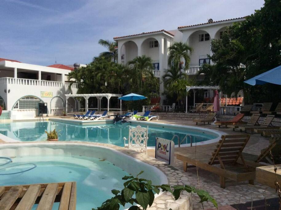Lush Tropical Apartment Located In A 4-Star Resort Runaway Bay Exterior photo