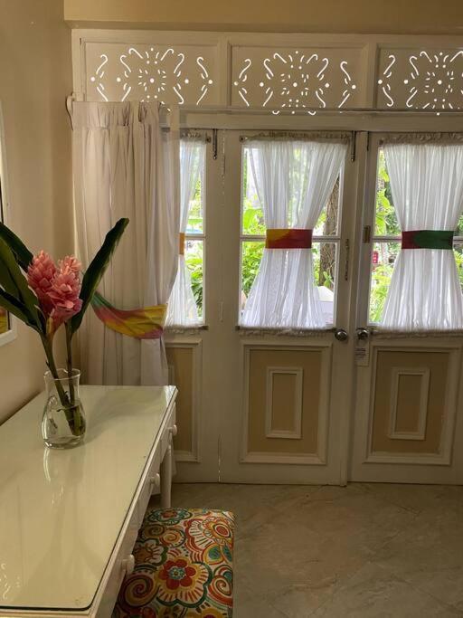 Lush Tropical Apartment Located In A 4-Star Resort Runaway Bay Exterior photo