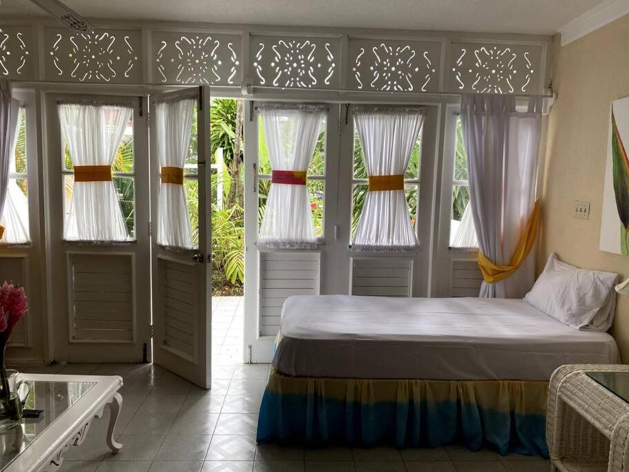 Lush Tropical Apartment Located In A 4-Star Resort Runaway Bay Exterior photo