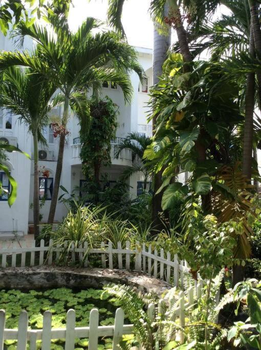 Lush Tropical Apartment Located In A 4-Star Resort Runaway Bay Exterior photo