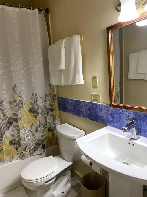 Lush Tropical Apartment Located In A 4-Star Resort Runaway Bay Exterior photo